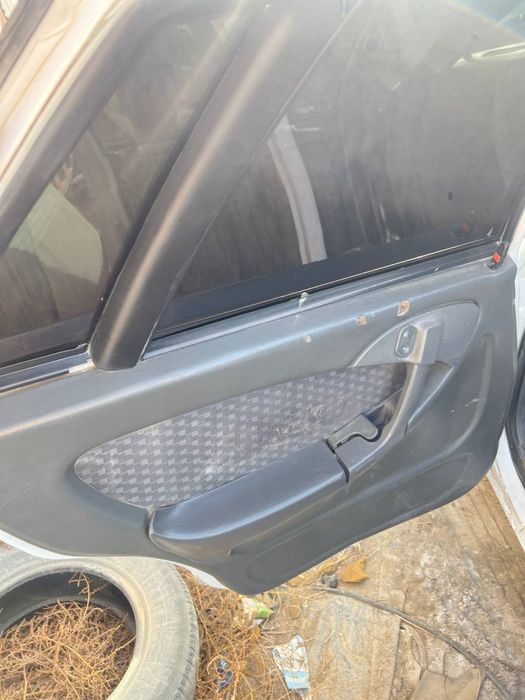 двер daewoo espero 1997