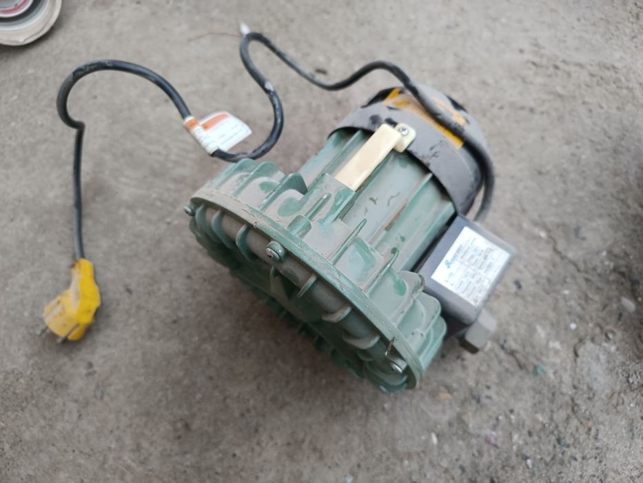 Воздуходувка для бассейнов