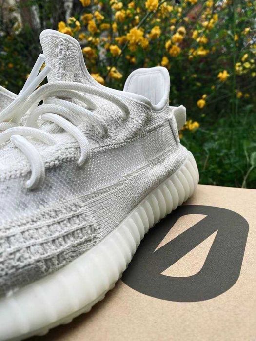 Adidas YEEZY Boost 350 V2 Bone
