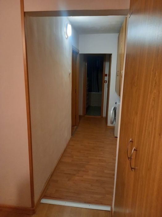 Închiriez apartament cu 3 camere – Oradea, Calea Aradului