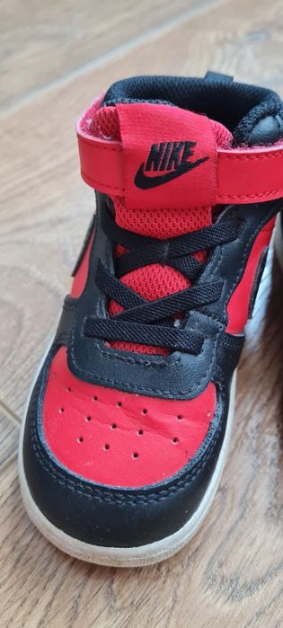 Маратонки Nike 25н