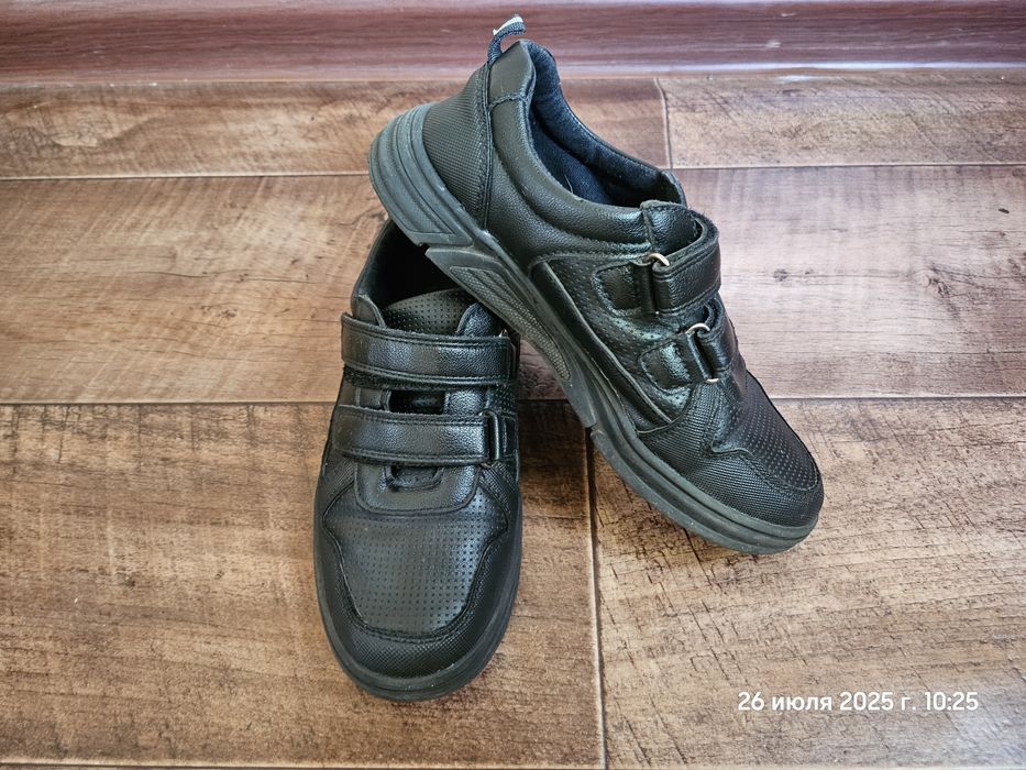 Школьная обувь, кроссовки, мокасины