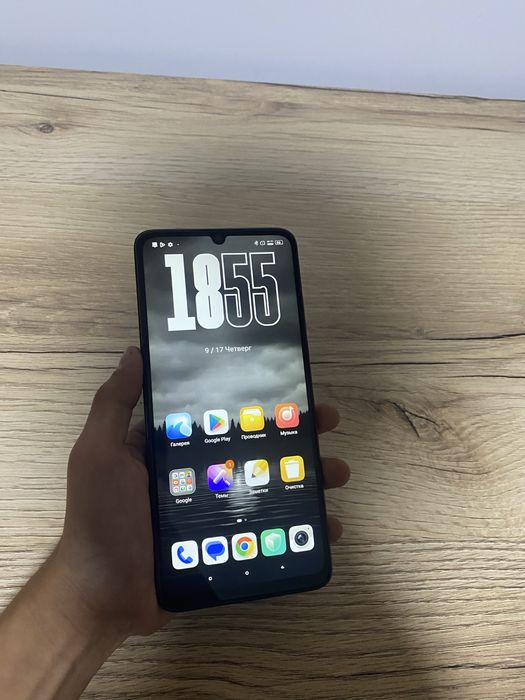 Продам телфон Redmi 13c в идеальном состояний
