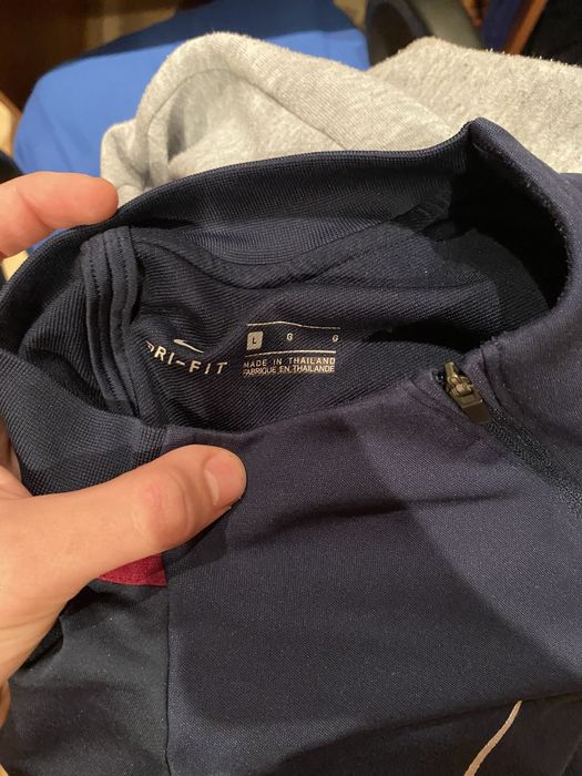 Тренировъчно горнище на Manchester City