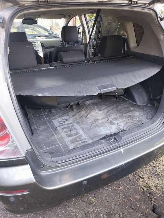 Щора за багажник за Тойота Корола Версо  04-09г./Toyota Corolla Verso