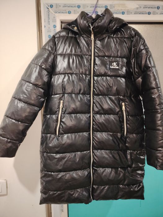 Geacă ck nouă mărimea L,foarte groasă.