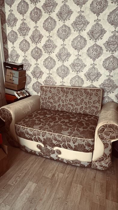 Продам диван +кресло