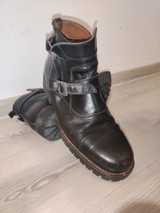 Vintage Gianni Versace 1990s Medusa Buckle Leather Boots (Gianni Era)