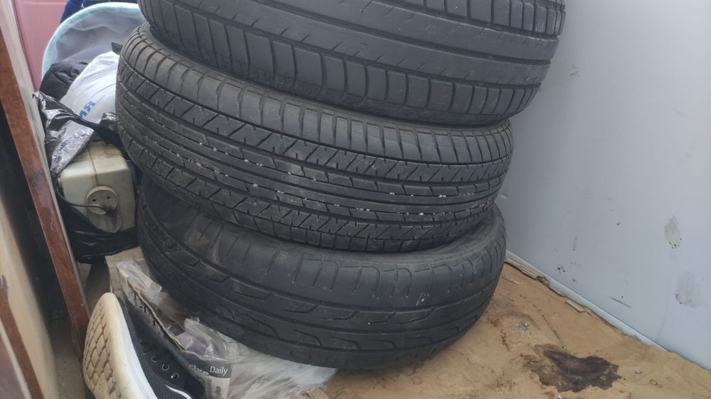 Продам колеса шины с дисками