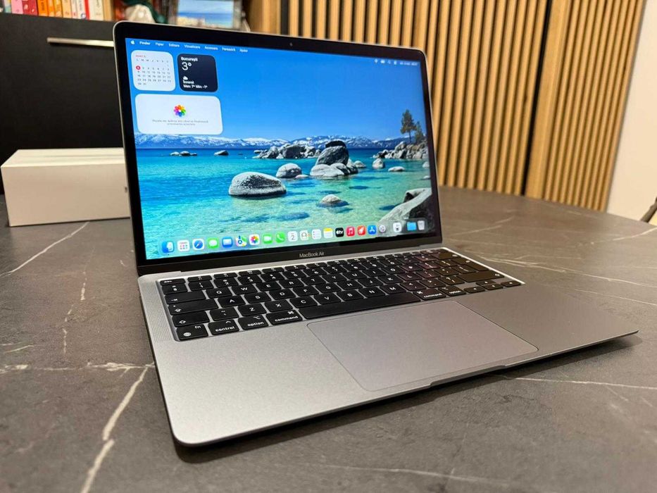 Apple MacBook Air 13-inch M1, 8GB RAM, 256GB, 63 cicluri, GARANTIE