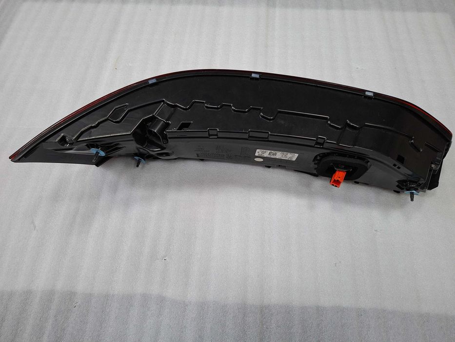 4M0945094Q Нов десен OLED Стоп Ауди Audi Q7 4M Lift Кю7