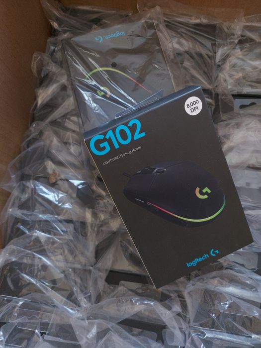 G102 LIGHTSYNC Gaming Mouse
