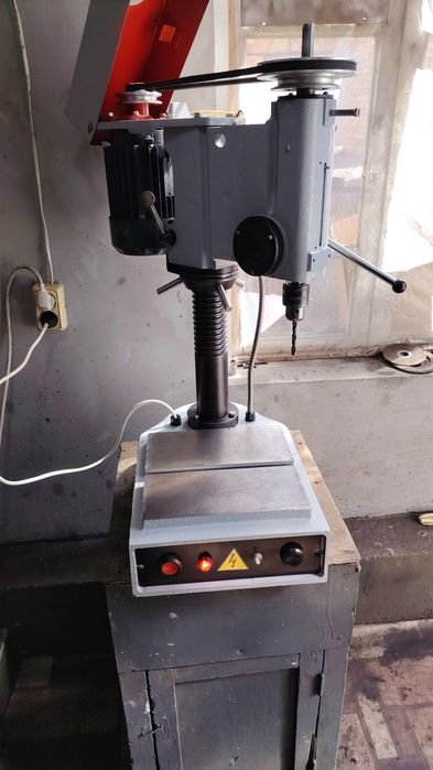 Sotladi Sivrlni Stanok xolati zor kam ishlagan shpindl lufti yuq