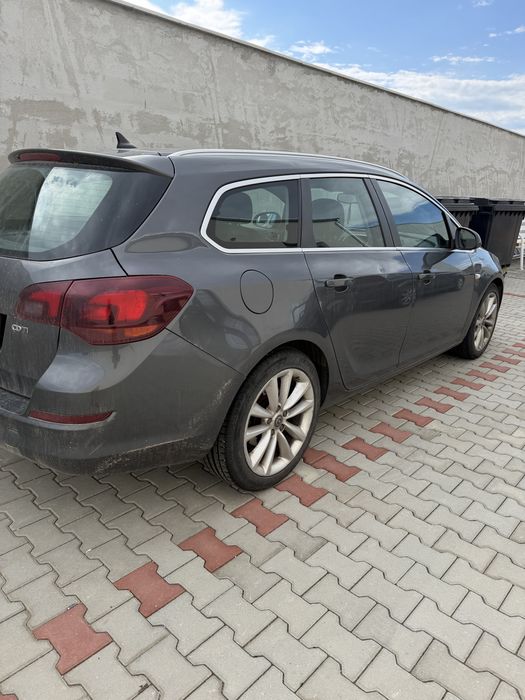 OPEL Astra 2011 — imagine 3