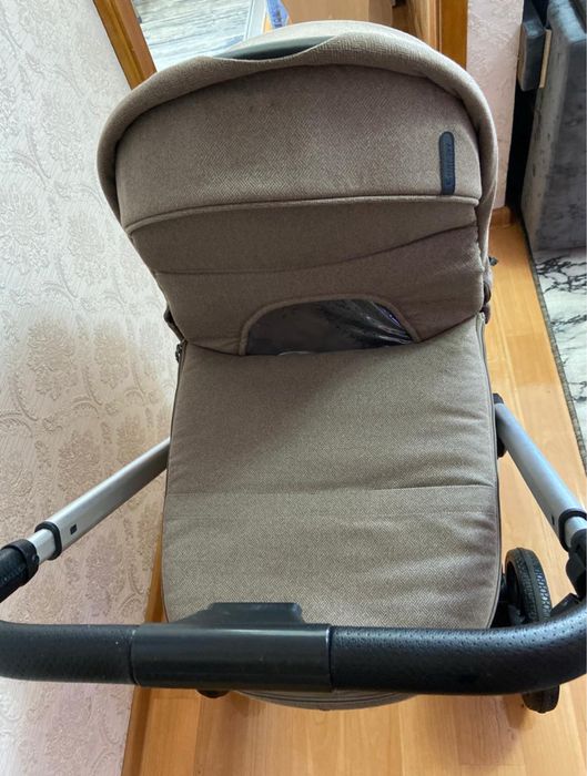Продам классную коляску