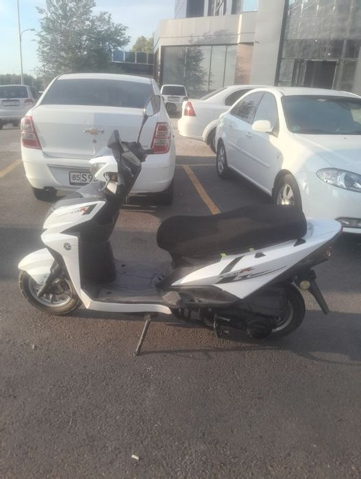 Skuter benzin 125 kubali