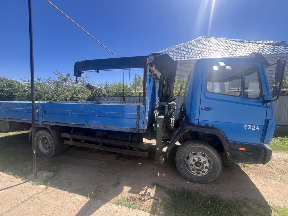 Продам манипулятор Mercedes-Benz 1324