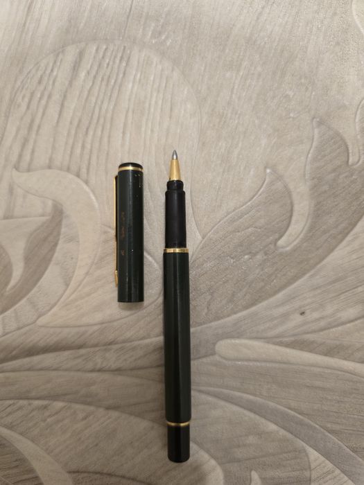 Ручка Parker Rialto Golden
