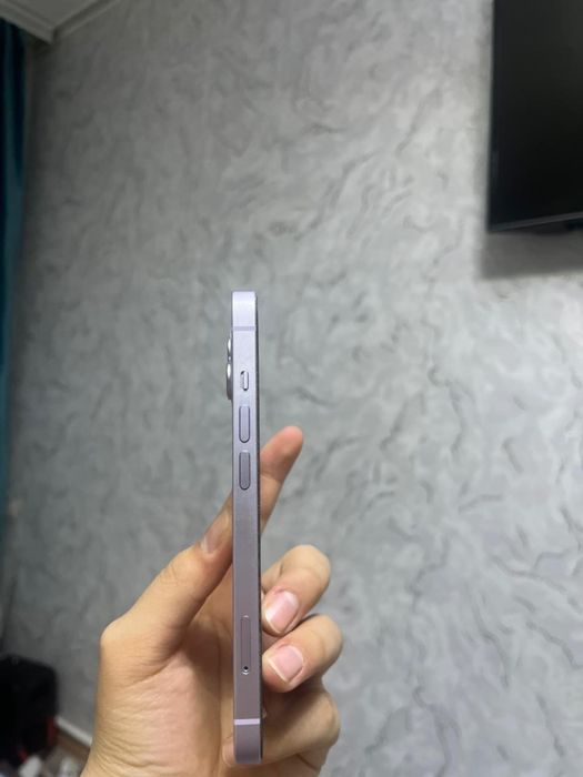 Айфон 14 128 гб.