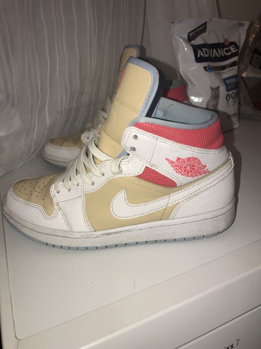 Vand jordan 1 mid SE sesame