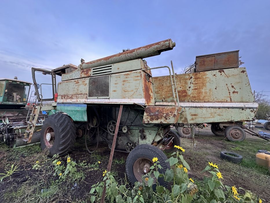 Cauciucuri Combina Sema 23/1./R26 + jante în stare ft bună + spate