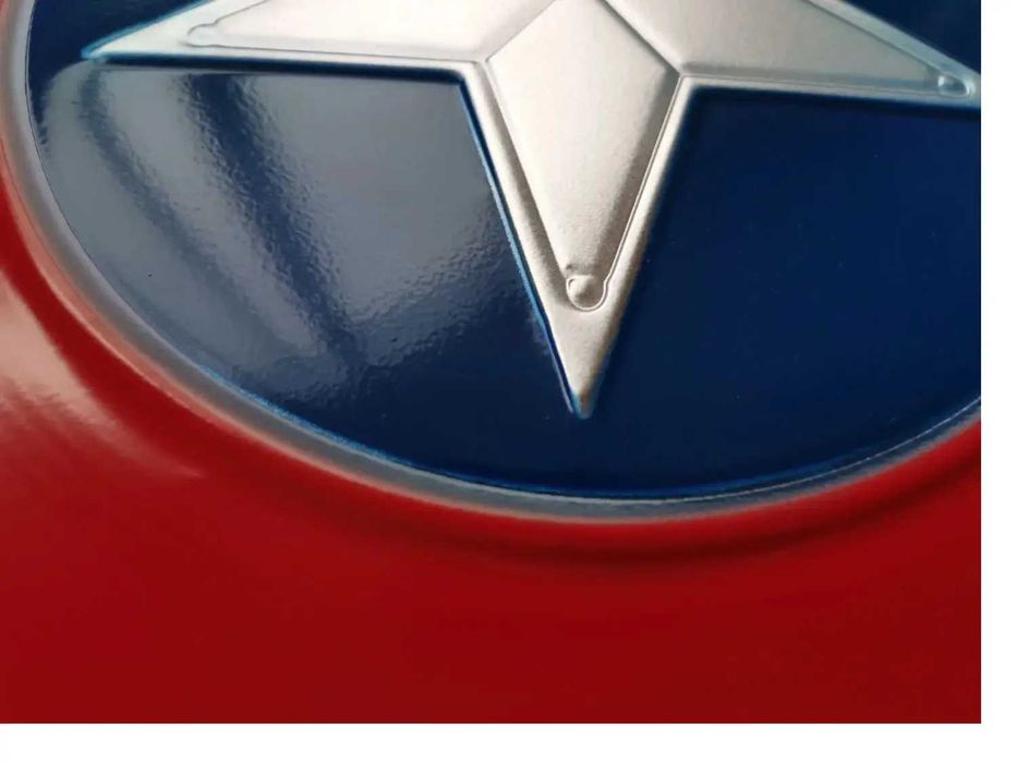 Щит на Капитан Америка Captain America 60см реалистичен модел метален