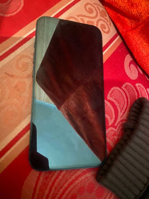 Айфон 13 128гб отл сост