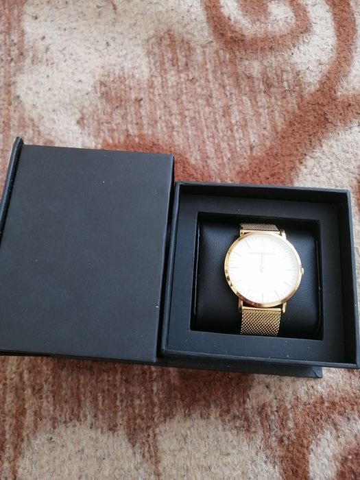 Нов Часовник Larsson Dennings