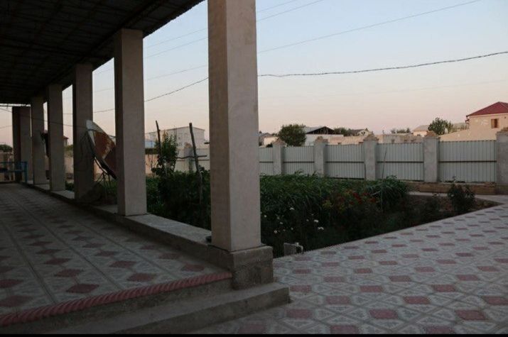 2-qavatli uy sotiladi