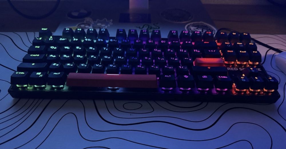 Клавиатура Red square