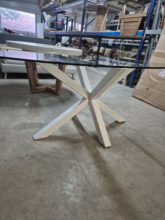 Стъклена маса Kave Home