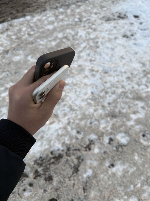 Iphone 11 в идеалном состояние 77%