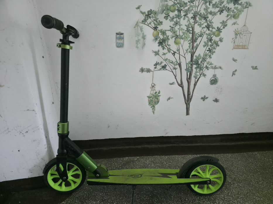 Vanzare 2 trotinete