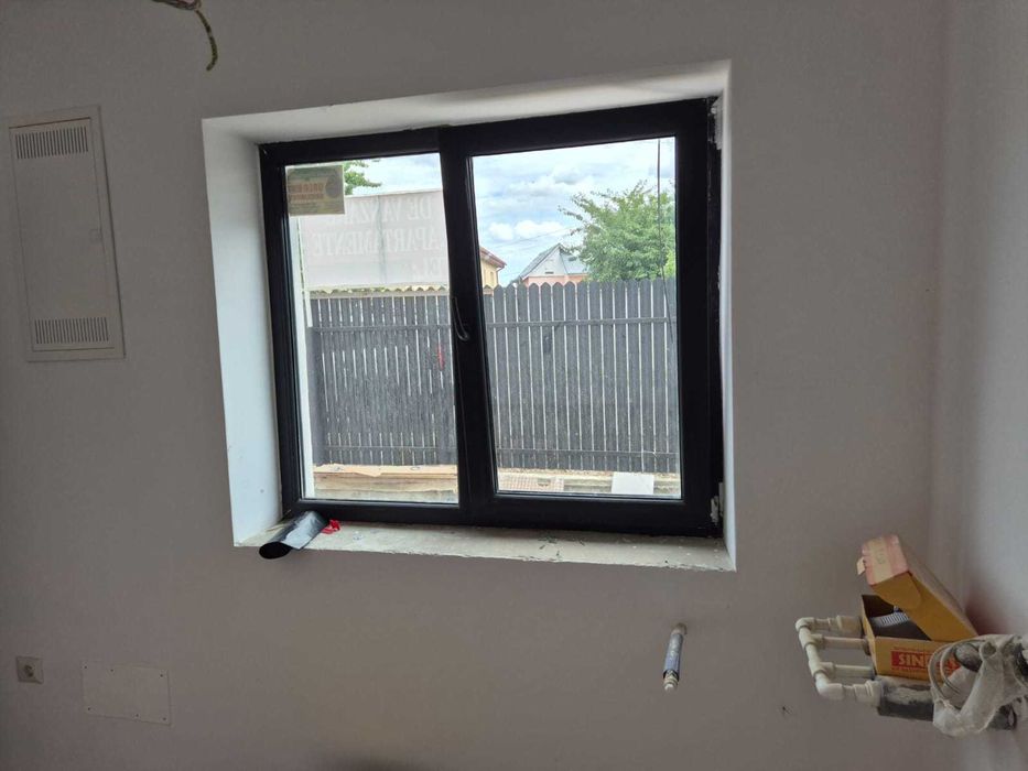 Vand casa cu 2 apartamente independente