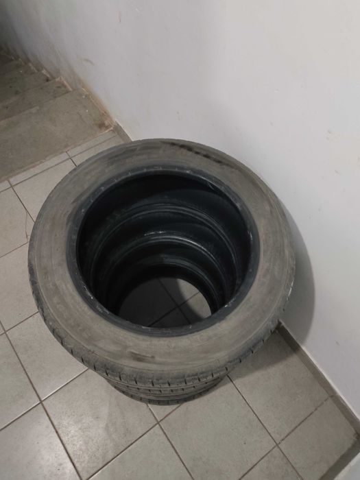 Продам покрышку бу