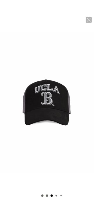 Бейзболна шапка с козирка