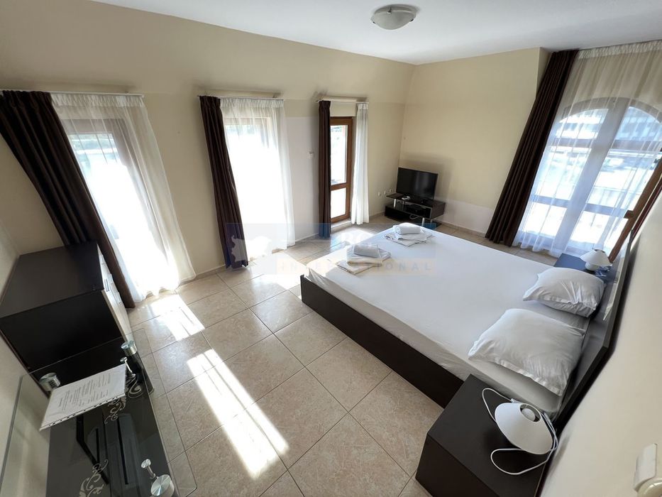 Продава се Двустаен апартамент в Созопол - 130 кв.м за 927 €/кв.м - Снимка #6