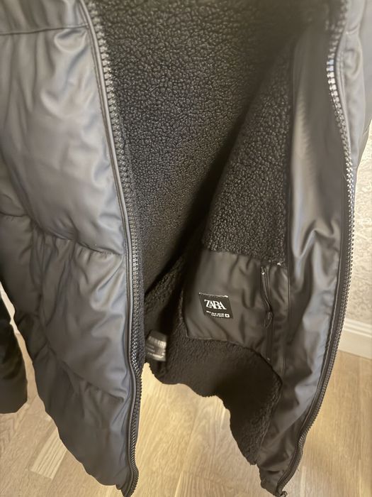 Geaca puffer Zara impecabila