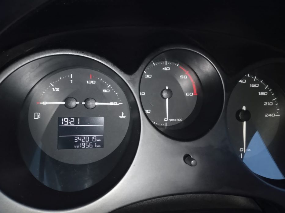 SEAT Altea XL 2010 — imagine 4