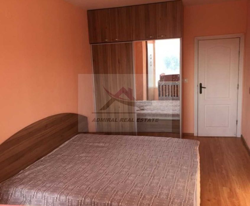 Дава се под наем Тристаен апартамент в Варна, Възраждане 1 - 101 кв.м за 600 € - Снимка #2