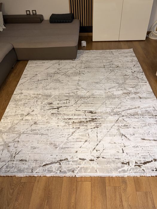 Килим беж 2/2,50 м беж и бяло високо качество 40 % памук