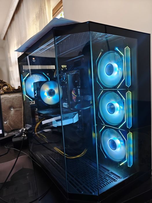 Настольные игровой компьютер