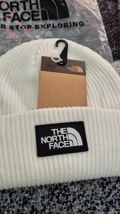 Caciula The North Face alba