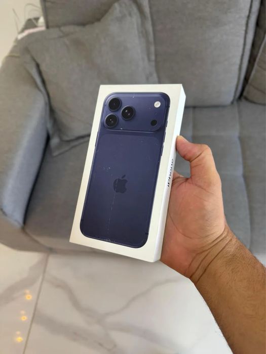 Iphone 17 Pro Max 2TB Blue
