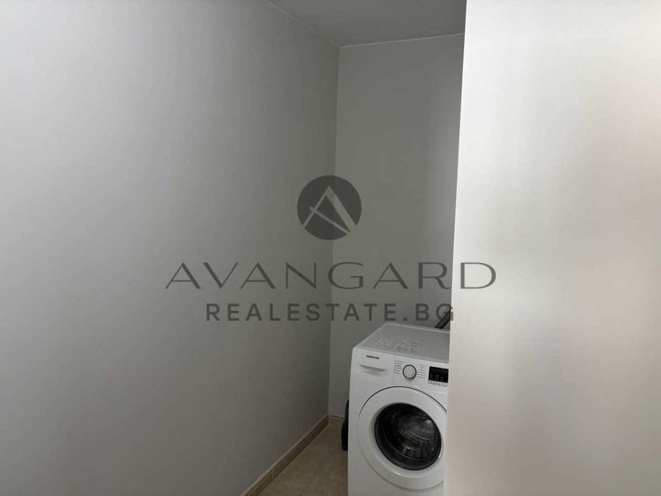 Продава се Тристаен апартамент в Пловдив, Кючук Париж - 115 кв.м за 2000 €/кв.м - Снимка #10