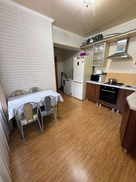 Обменяю квартиру на дом