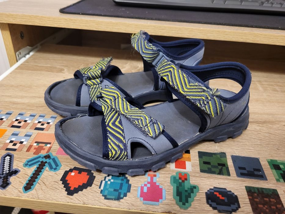 Sandale copii noi