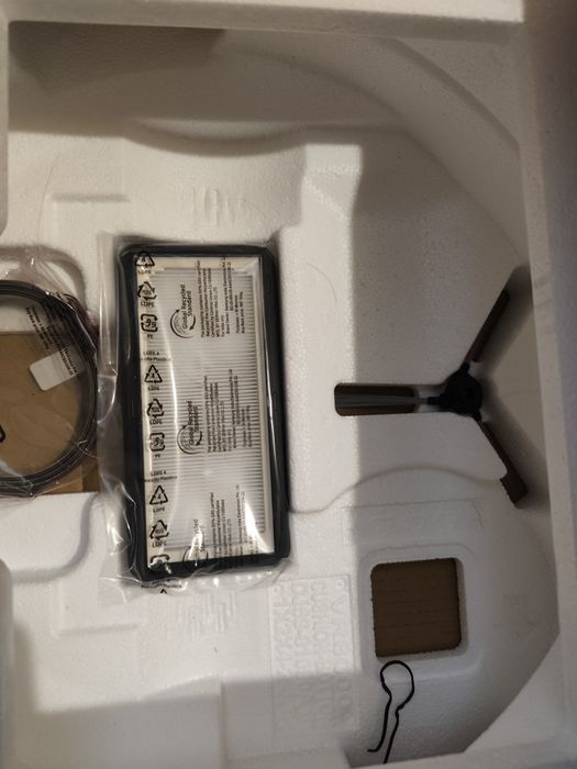 Продам робот пылесос Samsung jet bot