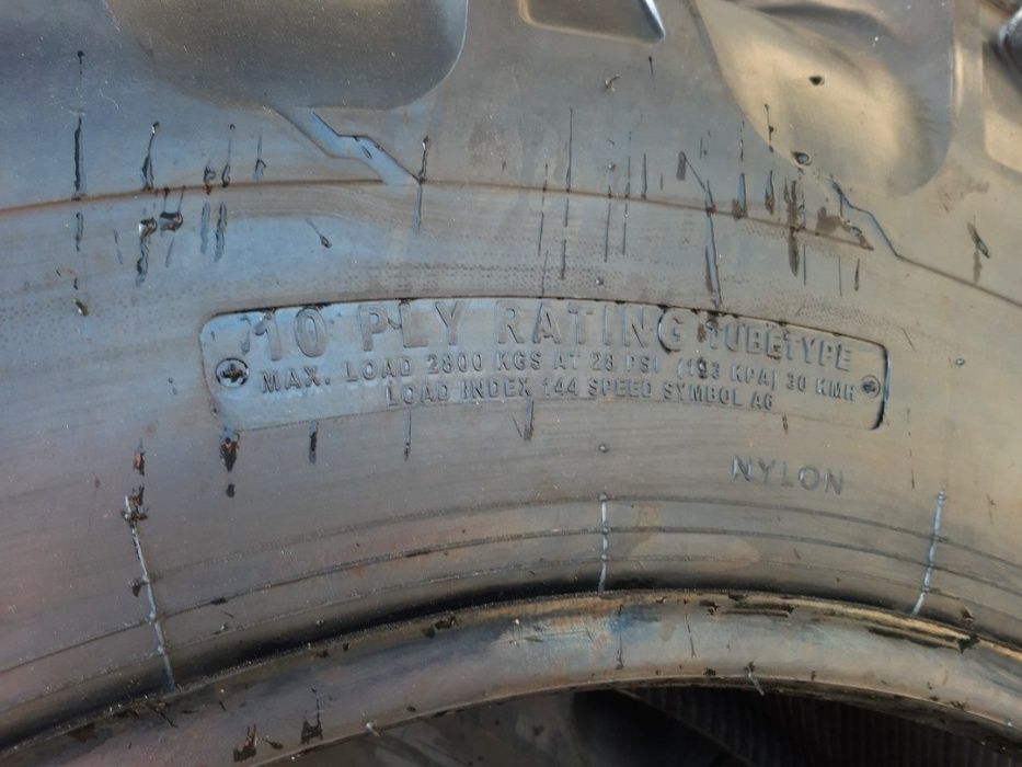 Cauciucuri noi pentru 16.9-30 ozka cu 10PR livrare OZKA