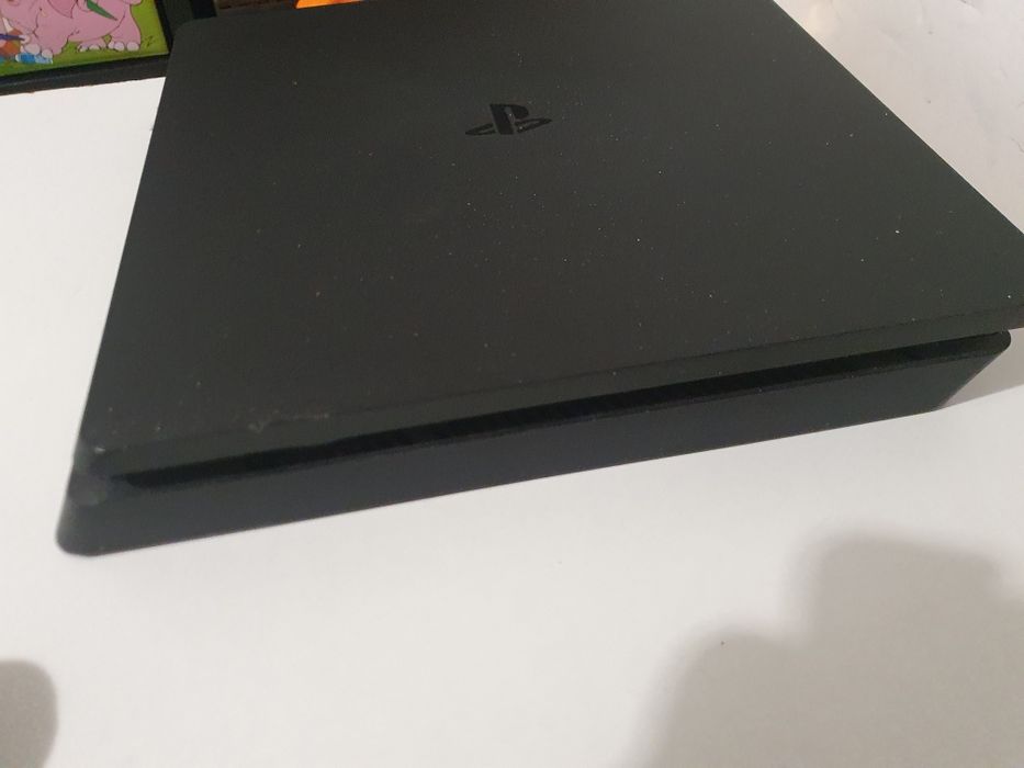 Ps4 cu 1 controler stare buna